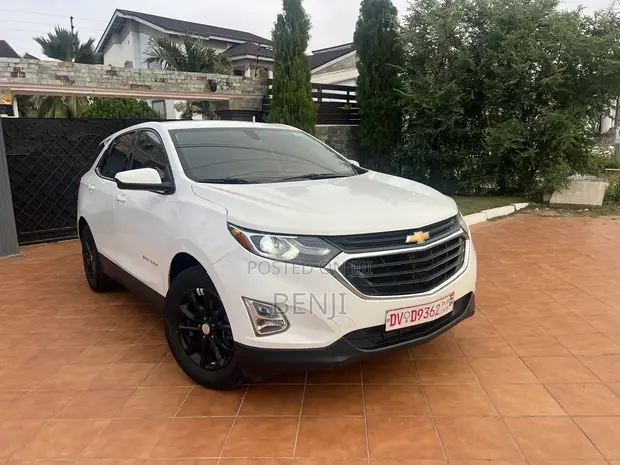 Chevrolet Equinox 2018 White - 1
