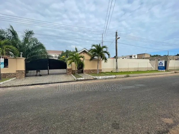 Furnished 4-Bedroom Apartment for Rent in Cantonments, Accra - 1