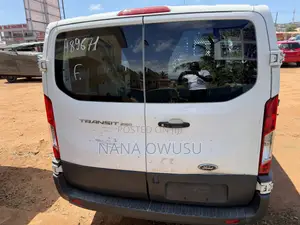 Ford Transit 250 Van 2018 White