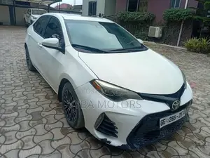 2017 Toyota Corolla LE Sedan