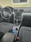 Volkswagen Passat 2018 Blue - 4