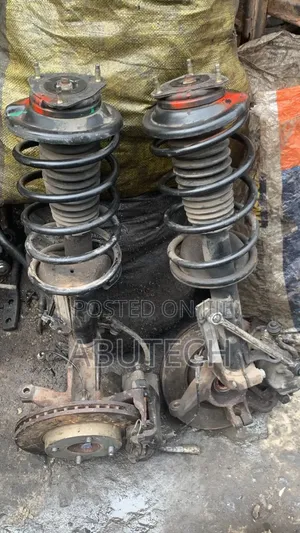 Ford Focus Front Shock and Hub (1999-2007)