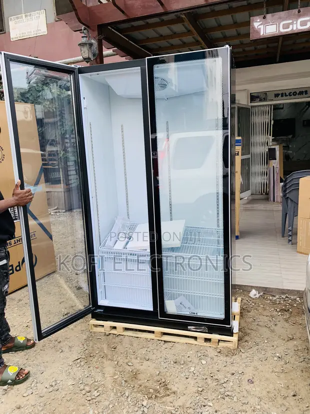 690L Pearl Display 2-Door Fridge - 1