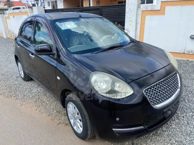 Nissan March 2015 Brown - 1
