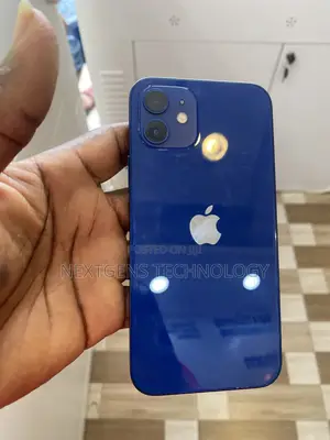 Apple iPhone 12 64GB Blue