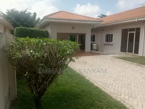 3 Bedroom House with 2 Outhouses & Garage for Rent in East Airport