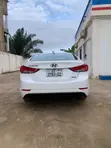 2014 Hyundai Elantra Limited Sedan - 1
