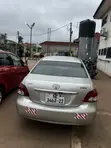 Toyota Yaris 2012 Silver - 4