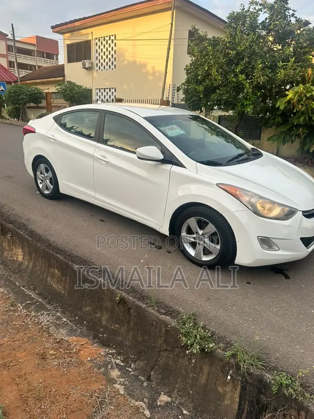 2013 Hyundai Elantra GLS Sedan - 1
