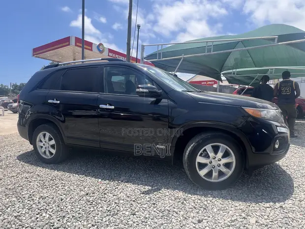 Kia Sorento 2013 Black - 1