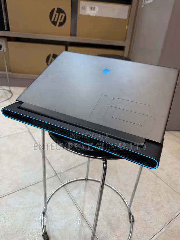 Dell Alienware M16 R1 Laptop - 1