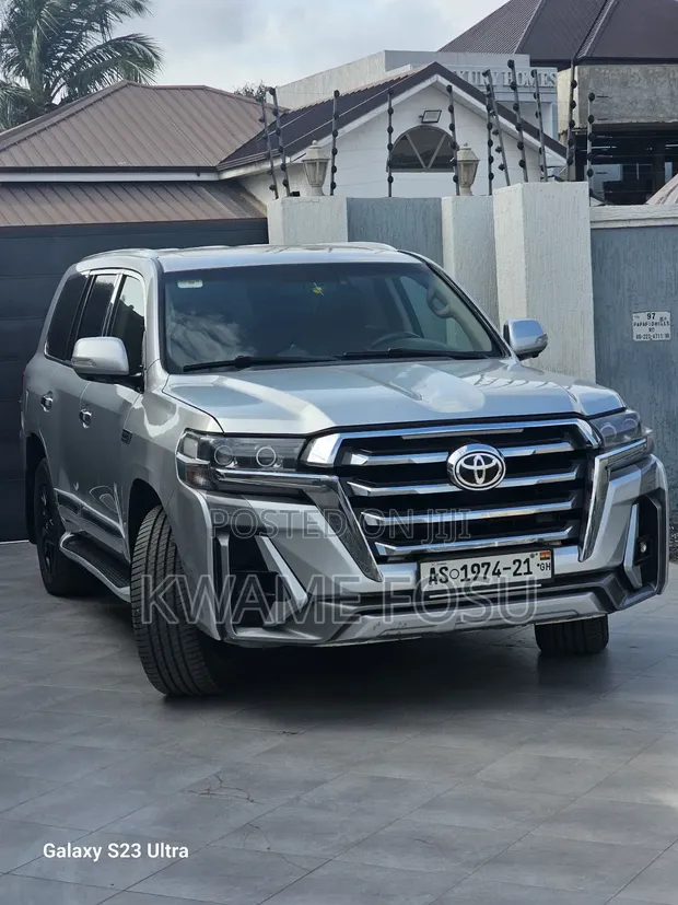 2012 Toyota Land Cruiser 4.0 V6 GX-R Silver - 1