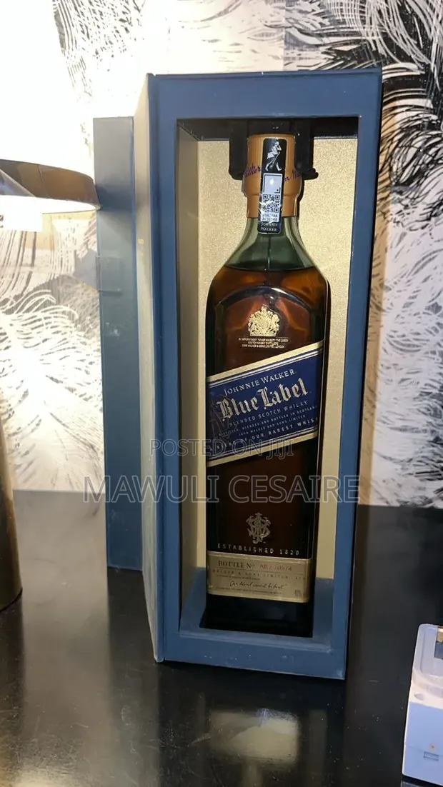 Johnnie Walker Blue Label Scotch Whisky - 1