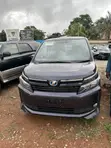 Toyota Voxy Hybrid X 2WD 7-Seater 2015 Blue - 3