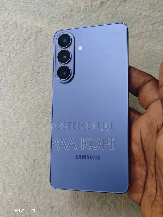 New Samsung Galaxy S26+ 256GB - 1