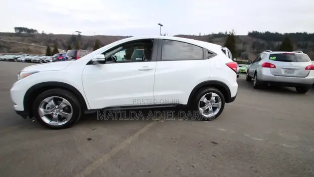 Honda HR-V LX AWD 2017 White - 1