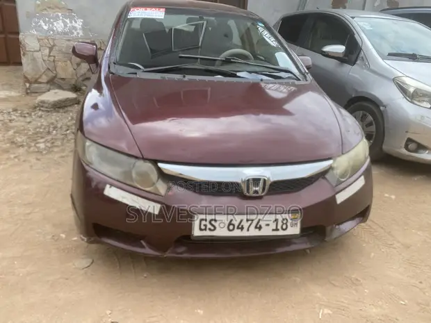 Honda Civic 2011 Brown - 1