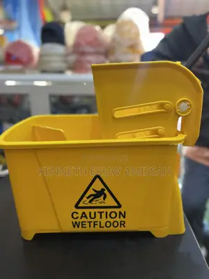 20L Wringer Mop Bucket with Wheels