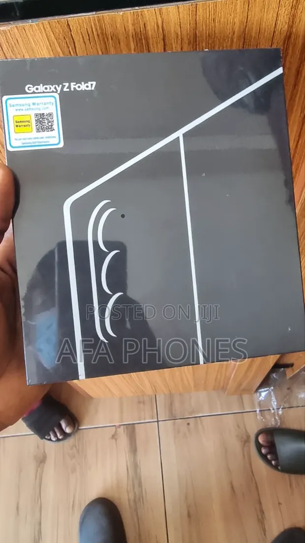 New Samsung Galaxy Z Fold7 256GB Black - 1