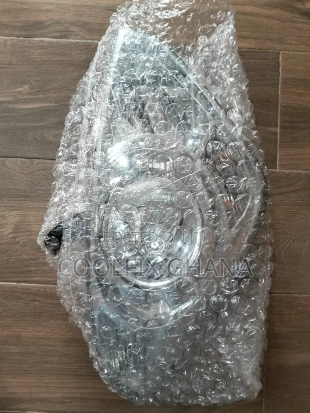 Genuine Hyundai/Kia Front Headlight Assembly (Right & Left) - 1