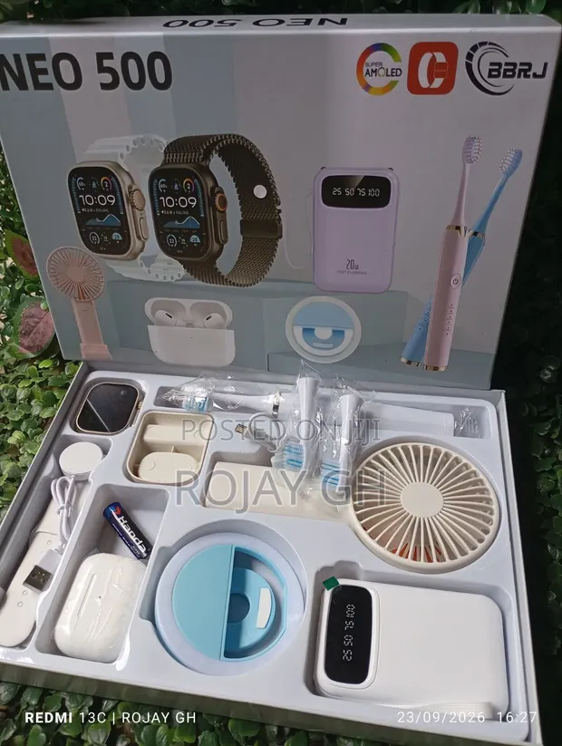 12-in-1 NEO 500 Smart Watch Combo Set - Silver - 1