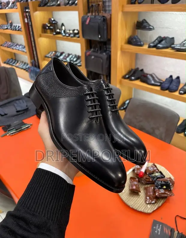 La Men's Black Cap-Toe Derby Shoes - Brand New - 1