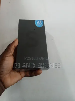 New Samsung Galaxy S22 Ultra 128GB Black