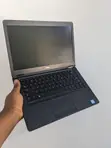 Dell Latitude 5480 Laptop: Core i7, 8GB RAM, 256GB SSD - 2