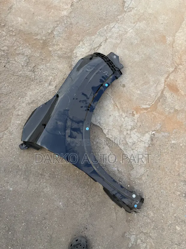 Mitsubishi Outlander 2024-2026 Fenders (Used) - 1