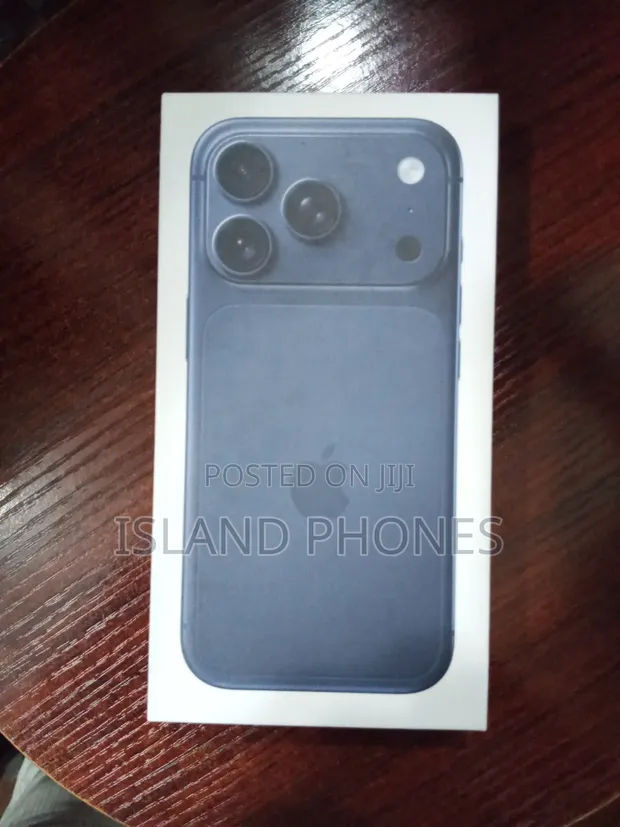 New Apple iPhone XR 128GB Blue - 1