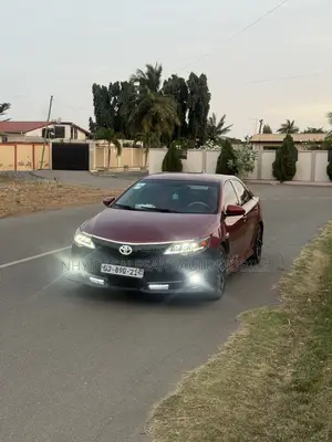 Toyota Camry LE 2014 Red