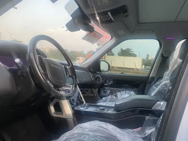 Land Rover Range Rover 3.0L V6 Supercharged HSE 2019 White - 1