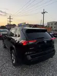 Toyota RAV4 XLE 2022 Black - 3
