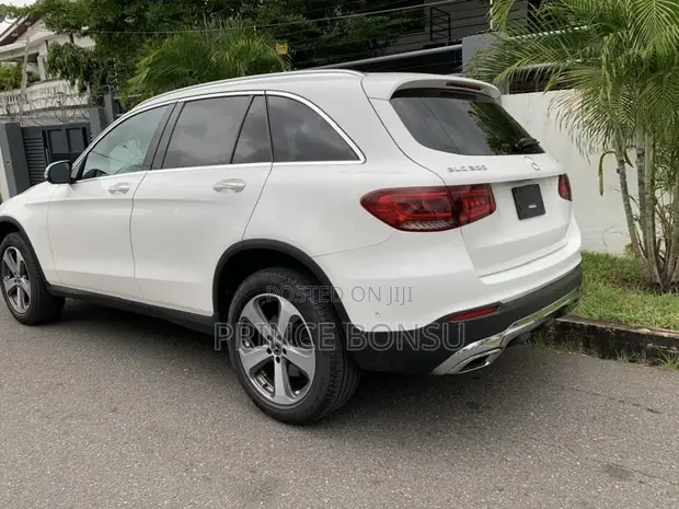 Mercedes-Benz GLC-Class 2022 White - 1