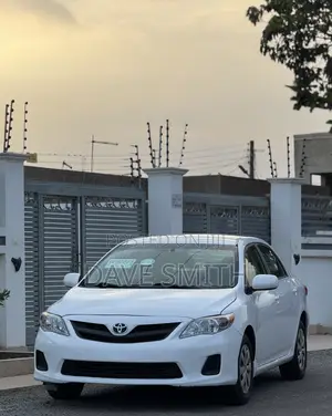 2011 Toyota Corolla LE Sedan