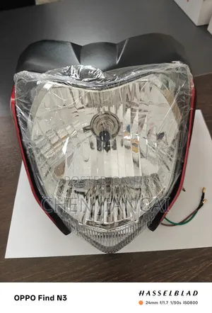 Yamaha YBR 125 Motorcycle Headlight