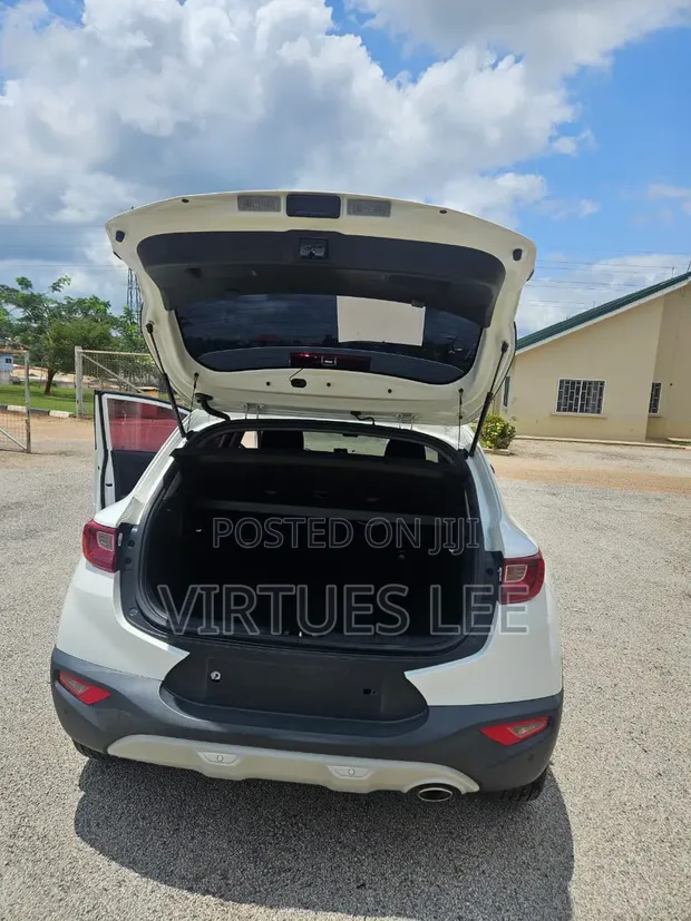 Kia Stonic 2018 White - 1