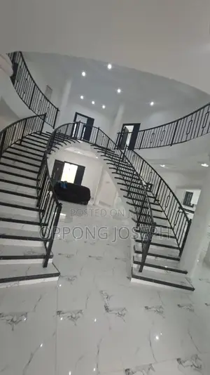 4 Bedroom Mansion for Sale in Apromasi Tech To, Kumasi