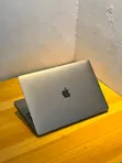 Apple MacBook Air 2020 8GB RAM, 512GB SSD - 3