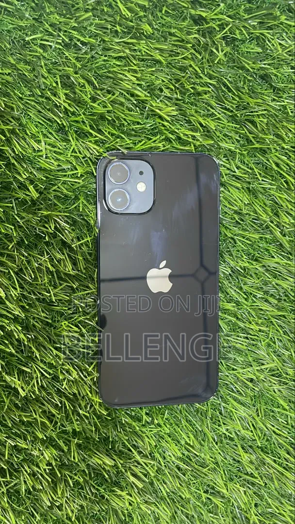 Apple iPhone 12 64GB Black (Used, USA Region) - 1
