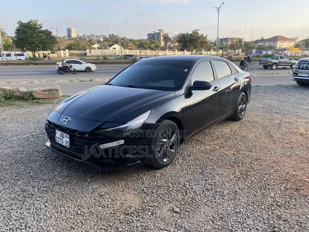 2021 Hyundai Elantra SE - 1