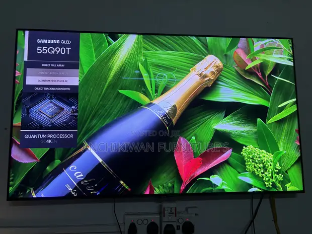 Samsung 55-Inch QLED Smart TV (55Q90T) - 1