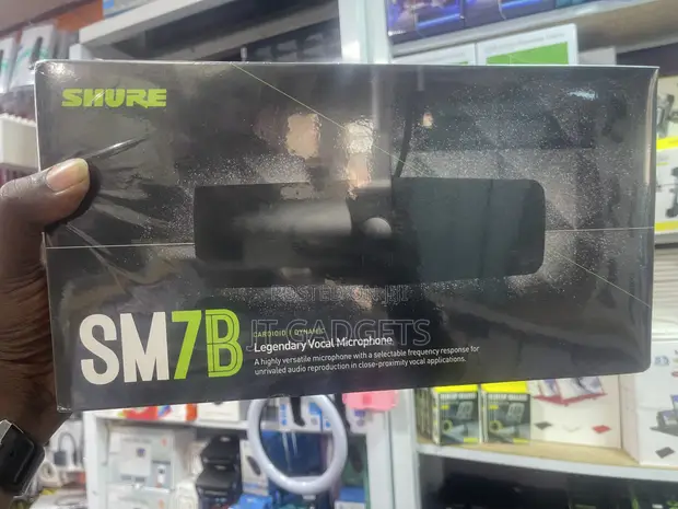 Shure SM7B Cardioid Dynamic Vocal Microphone - 1