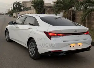 2021 Hyundai Elantra Limited White
