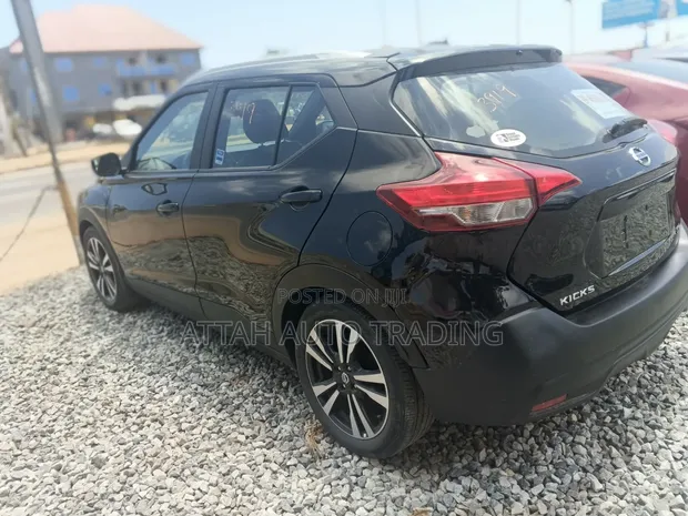 Nissan Kicks 2019 Black - 1