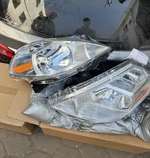 Nissan Versa/Almera/Sunny Headlight (2006-2011)