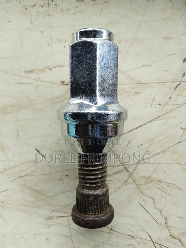 Ford F-150 Wheel Bolt & Nut Set - 1