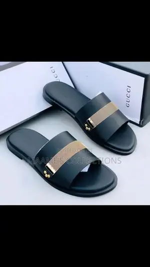 Gucci Men's Flat Leather Slide Sandals