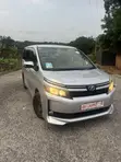 Toyota Voxy V 4WD 7-Seater 2015 Silver - 4