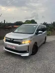 Toyota Voxy V 4WD 7-Seater 2015 Silver - 5